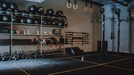 Megatlon training floor